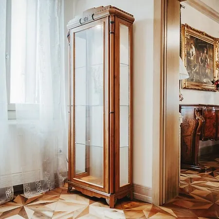 Διαμέρισμα Downtown - Elegant Luxury *