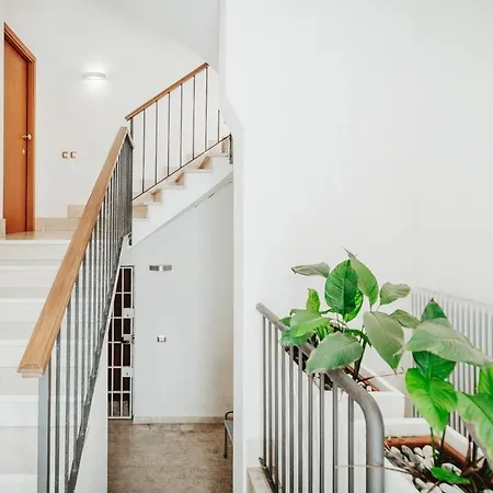 Διαμέρισμα Downtown - Elegant Luxury *