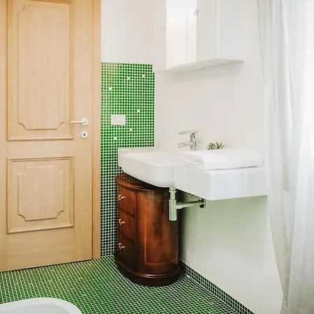 Διαμέρισμα Downtown - Elegant Luxury *